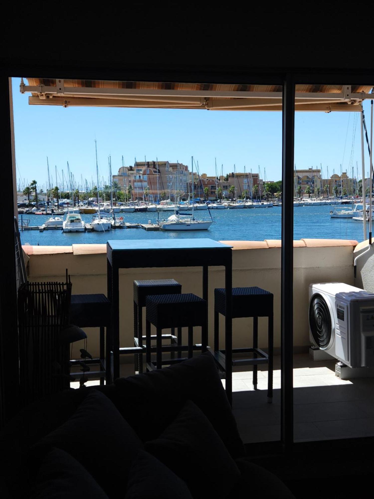 Confort Sur Le Port Gruissan Exterior foto